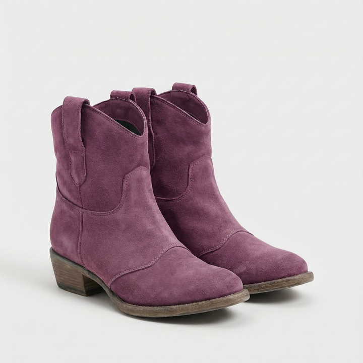 Amelia | Women&