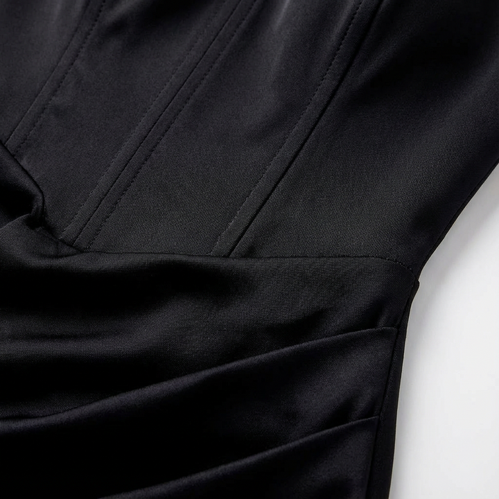 Amelia | Women&