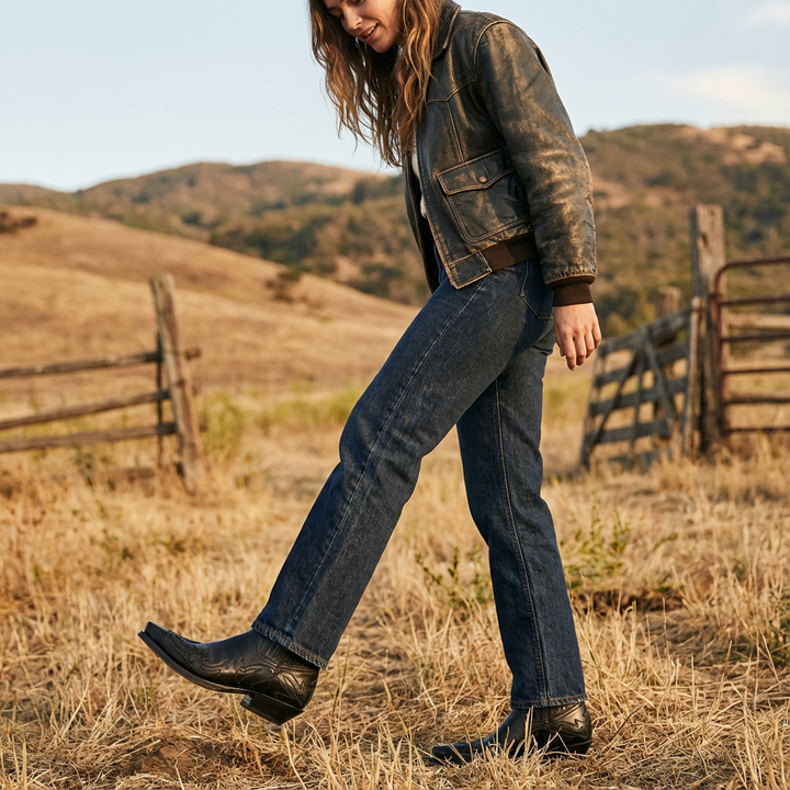Amelia | Women&