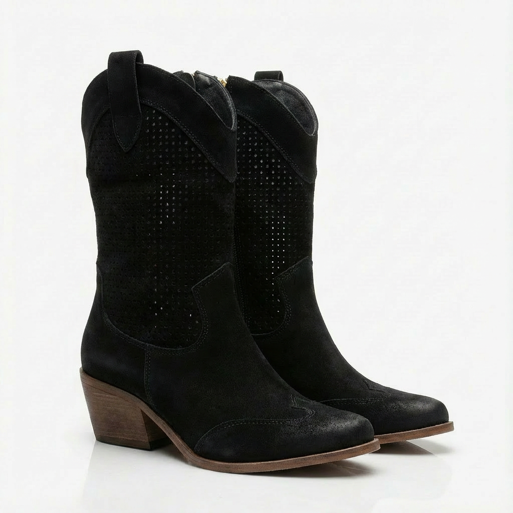 Amelia | Women&