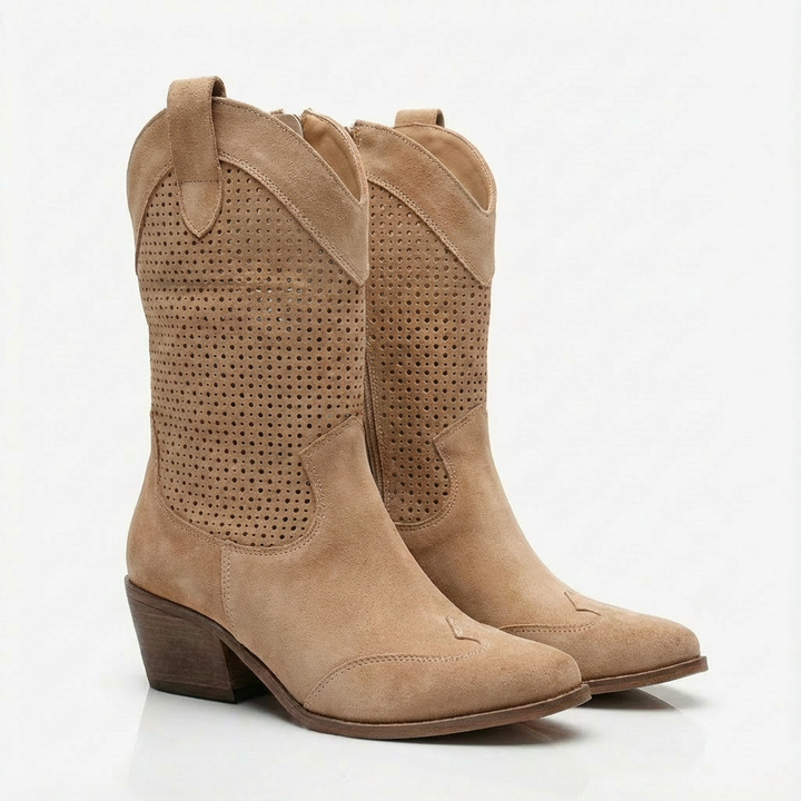 Amelia | Women&