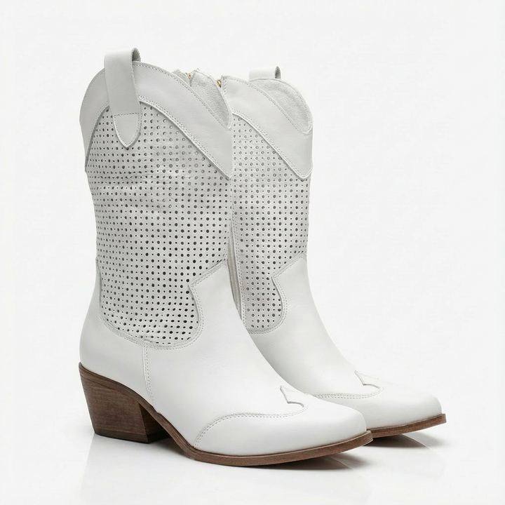 Amelia | Women&