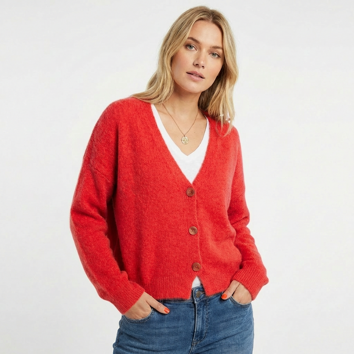 Amelia | Women&